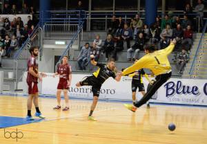 Giongo contropiede vs Cassano